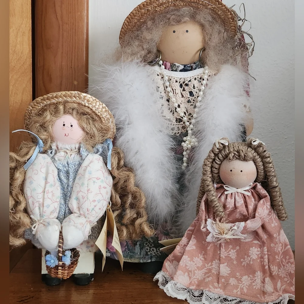 3 Wooden Dolls